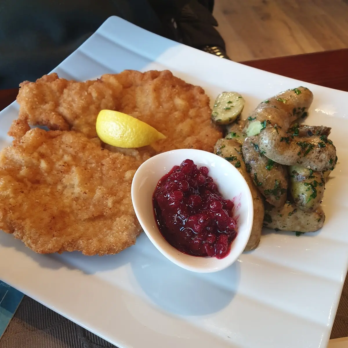 Wiener Schnitzel Vom Huhn Oder Schwein