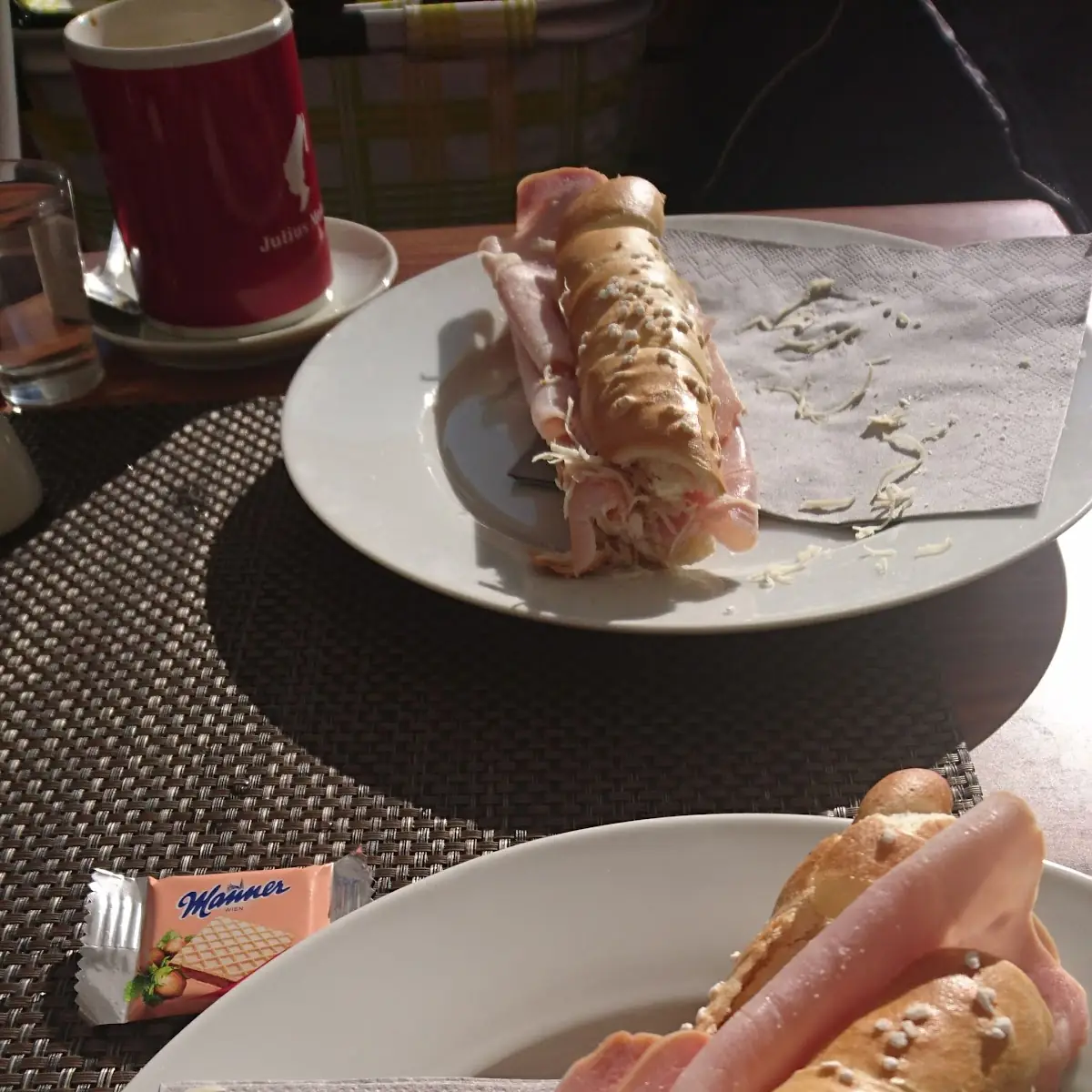 Schinkenstangerl