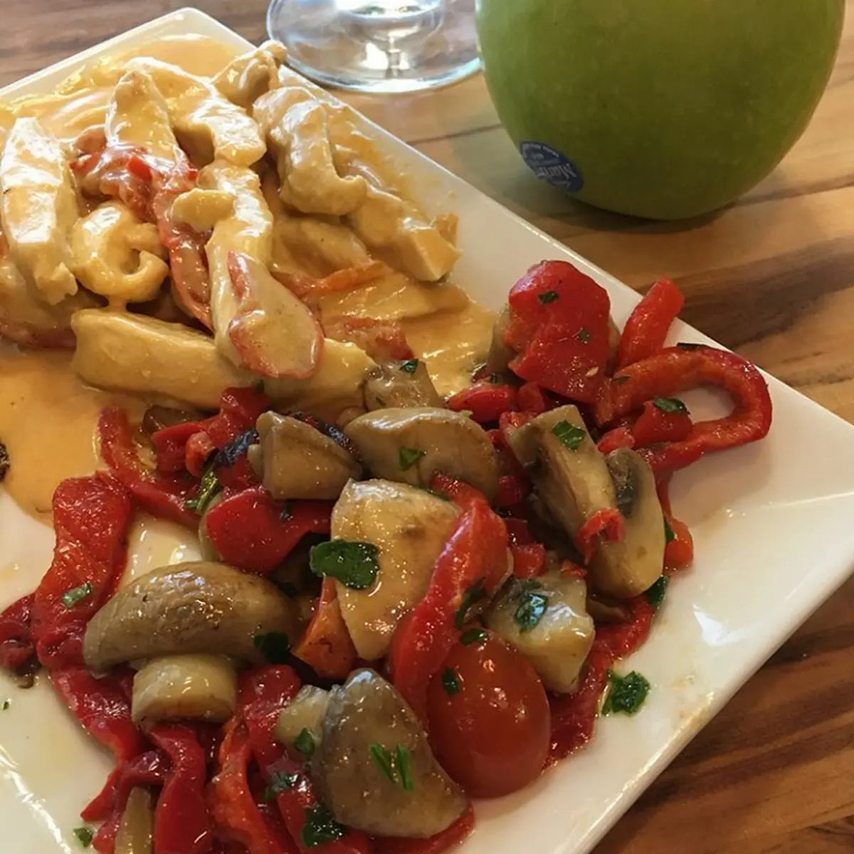 Hähnchen Mit Pilz Rahmsauce