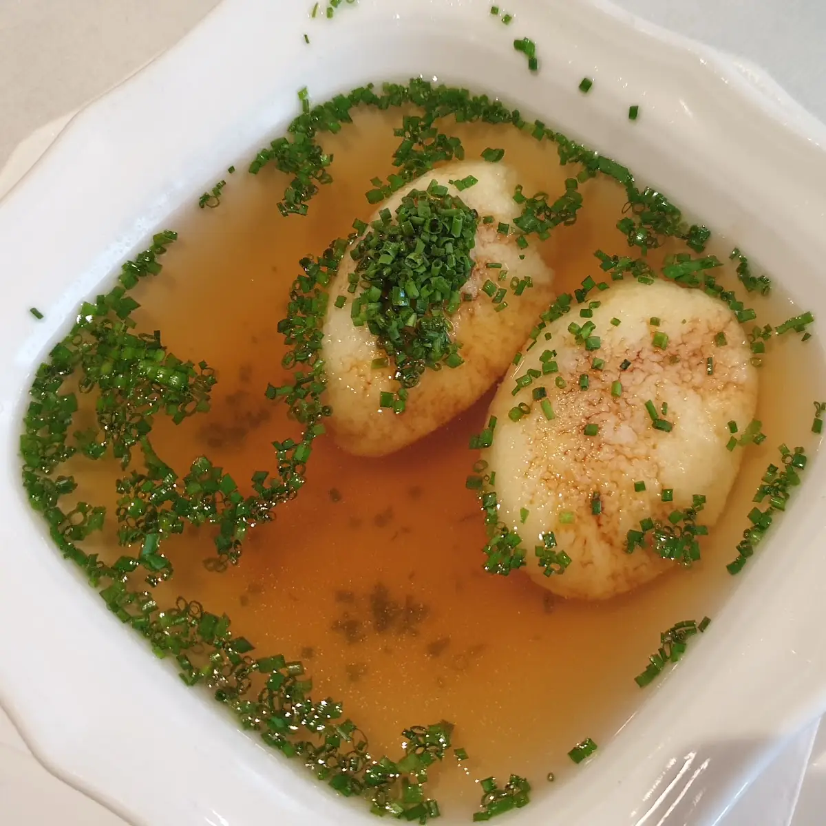Rindsbrühe Mit Grießnockerl