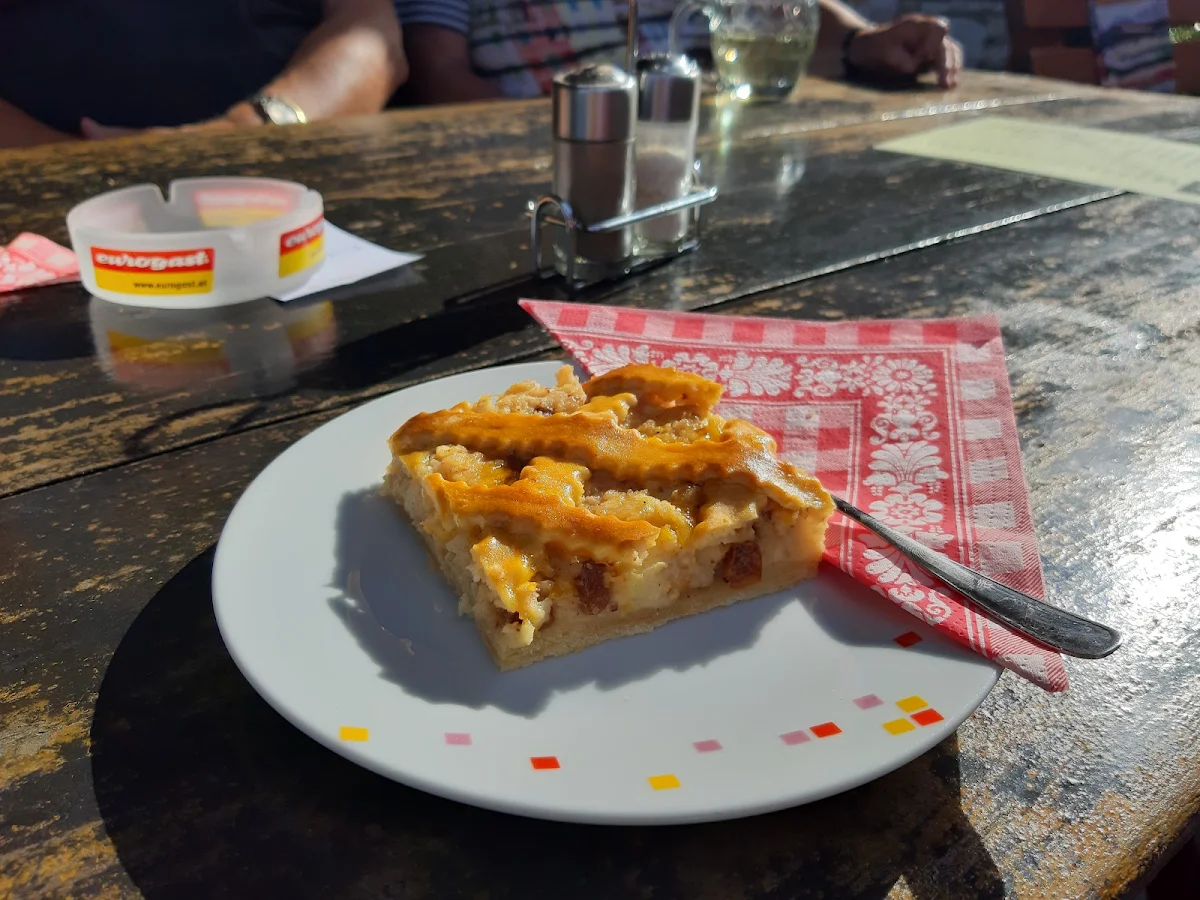 Gedeckter Apfelkuchen