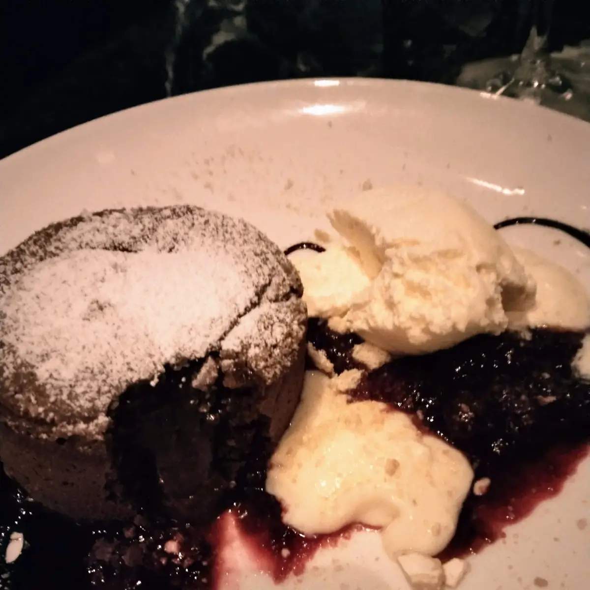 Schokokuchen Mit Vanilleeis
