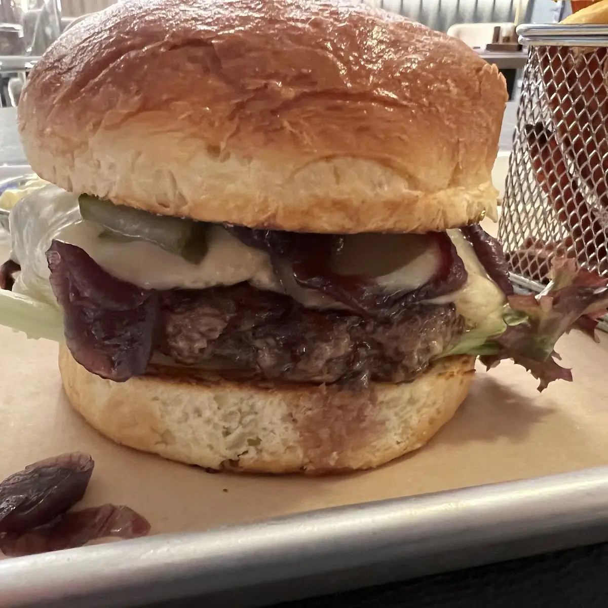 Classic Smashed Cheeseburger