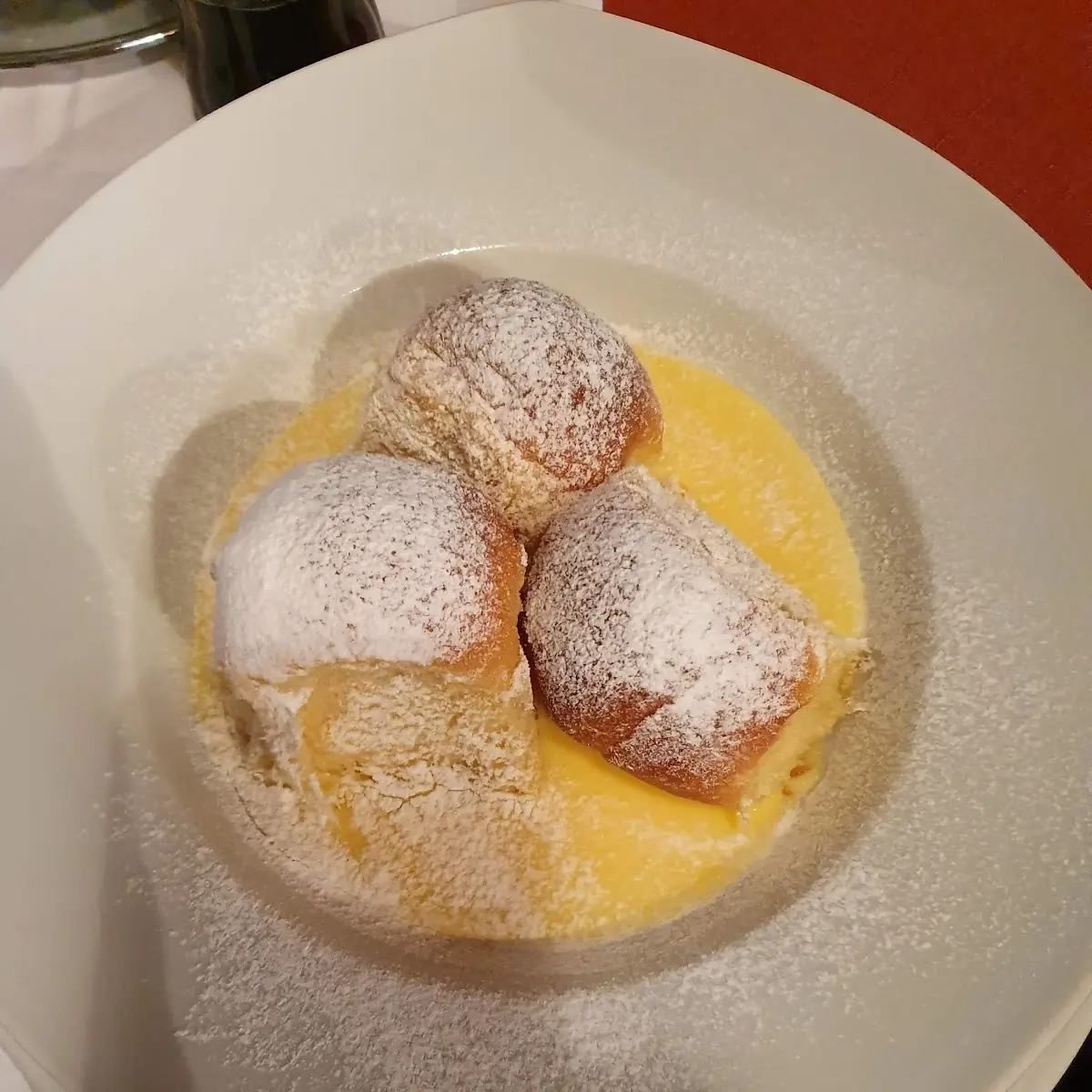 Buchteln Mit Vanillesauce