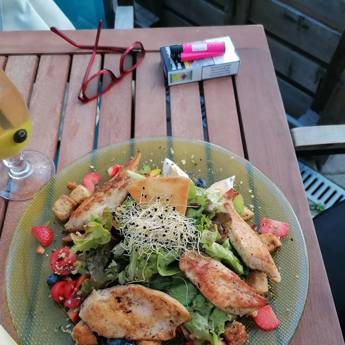 Salat Mit Gebratenem Hühnerfilet