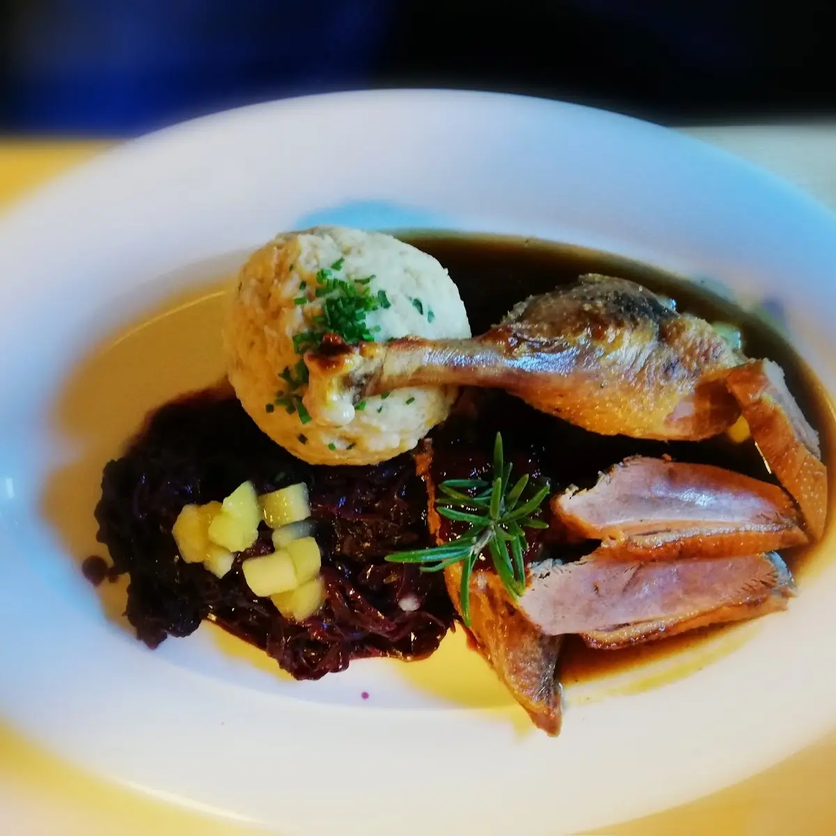 Semmelknödel Und Blaukraut