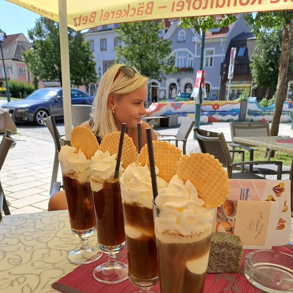 Ledová Káva