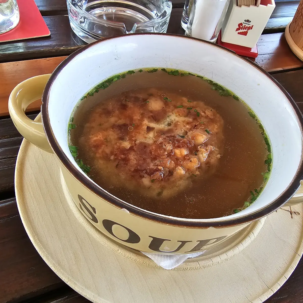 Kaspressknödelsuppe