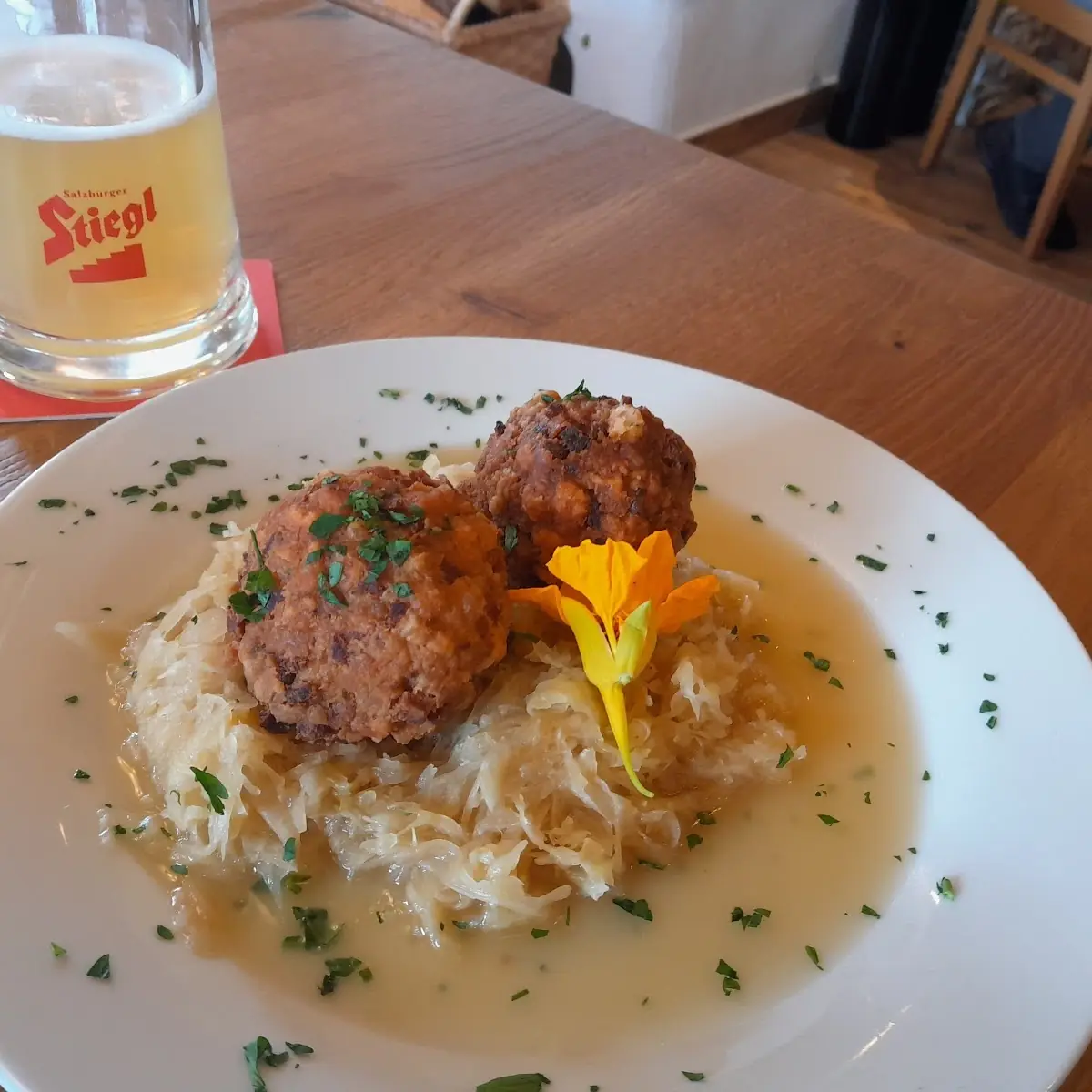 Speck Knödel Mit Kraut
