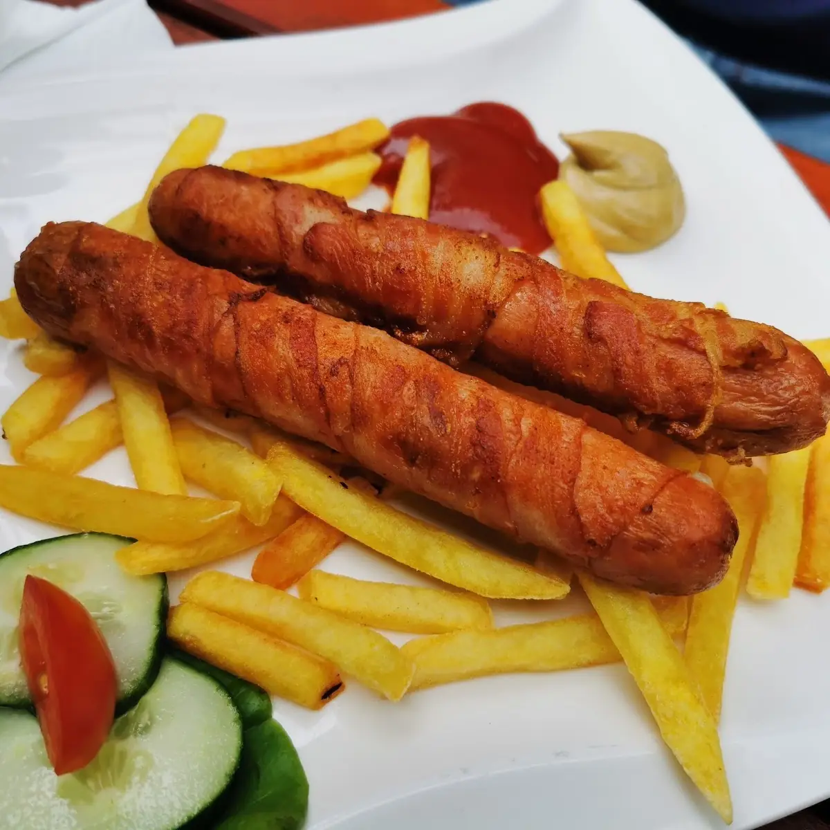 Berner Mit Pommes