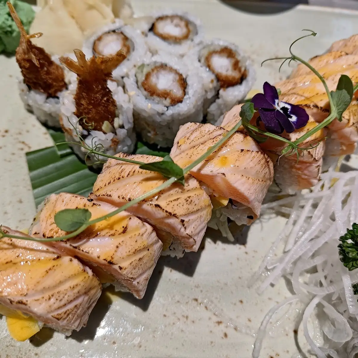 Aburi Thunfisch Roll