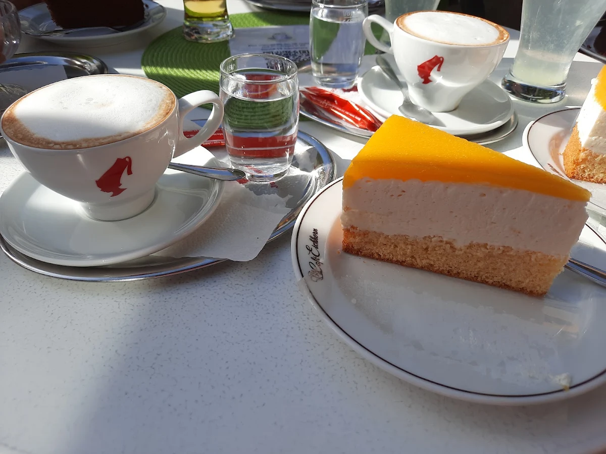 Topfen Torte Mit Cappuccino
