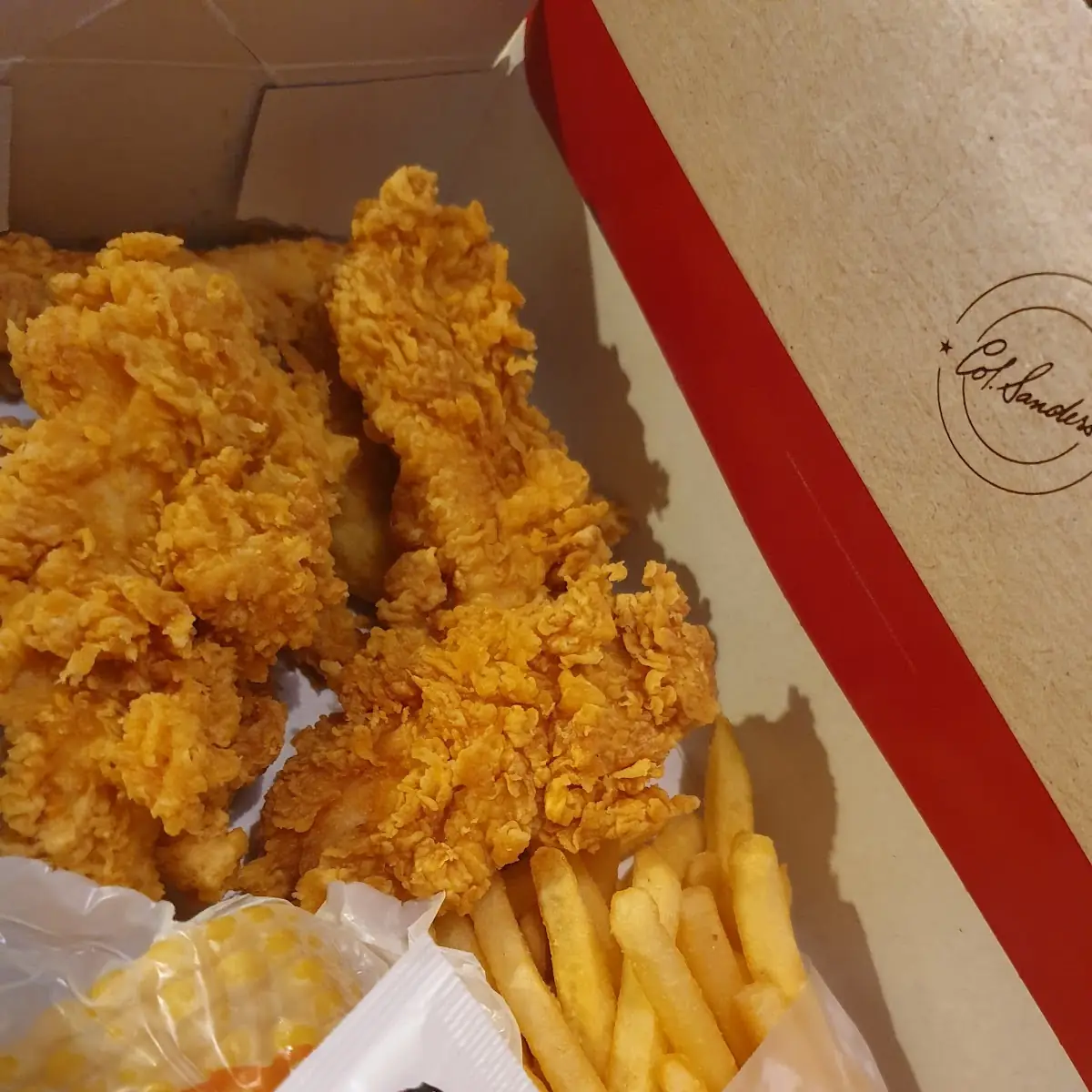 Crispy Strips Box