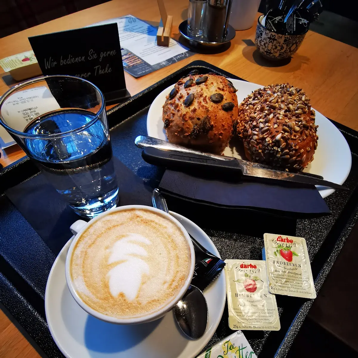 Frühstücksaktion Mit Brötchen Nach Wahl