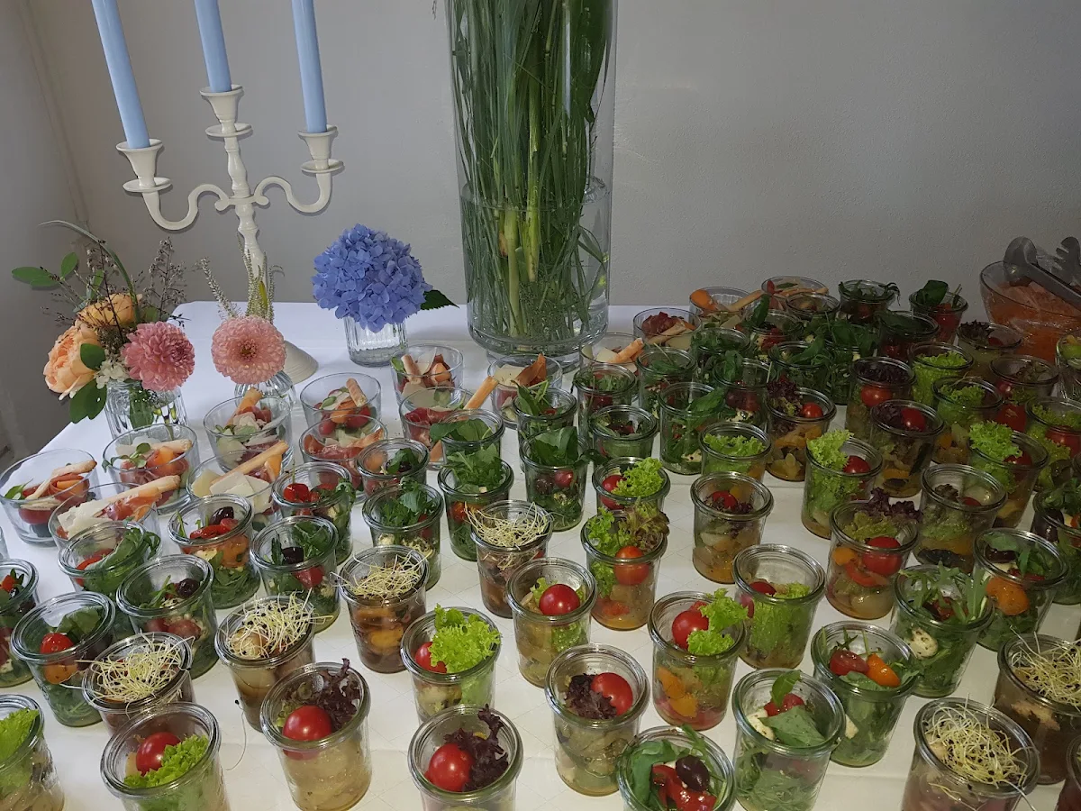 Vorspeisen Und Salate Im Glas