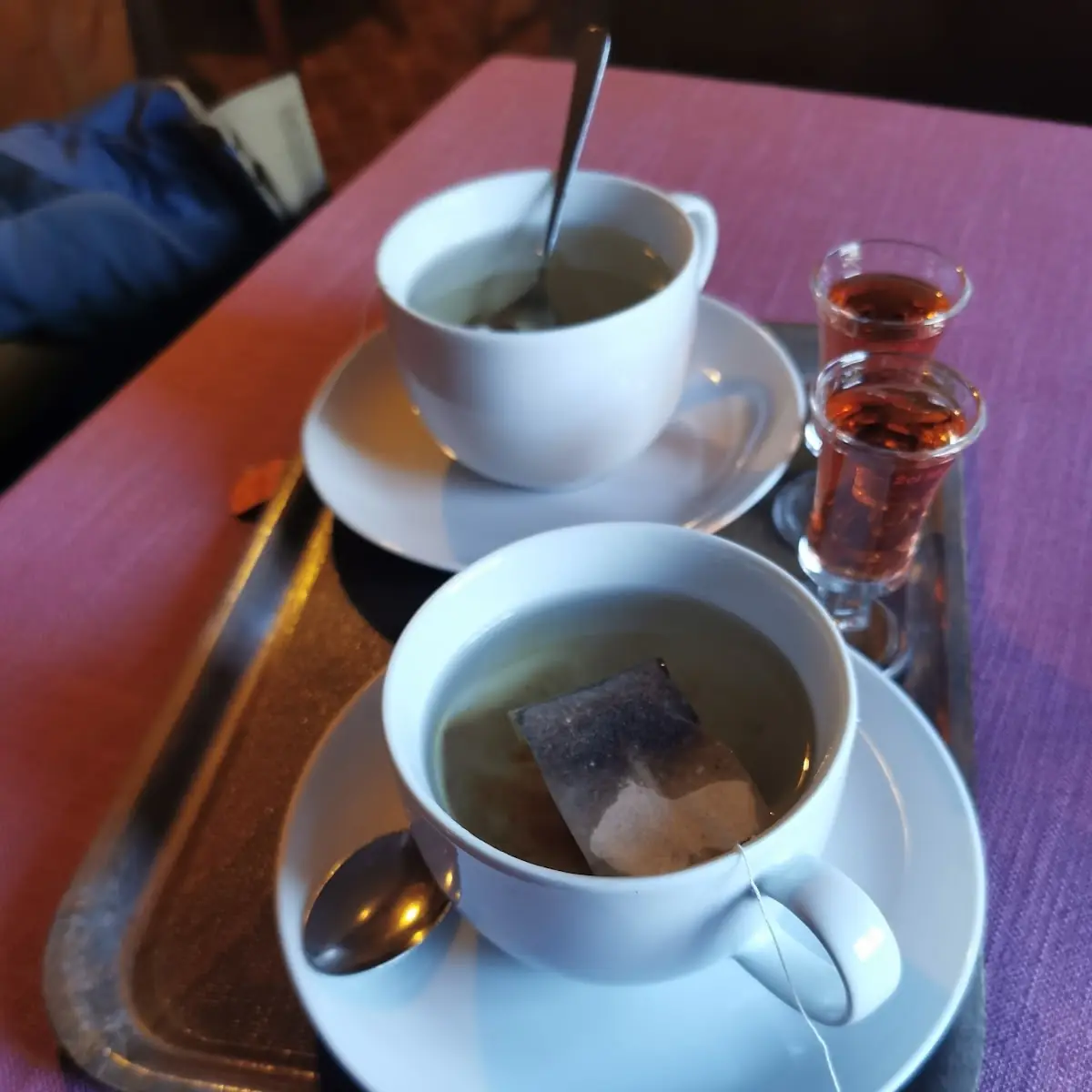 Tee Mit Rum