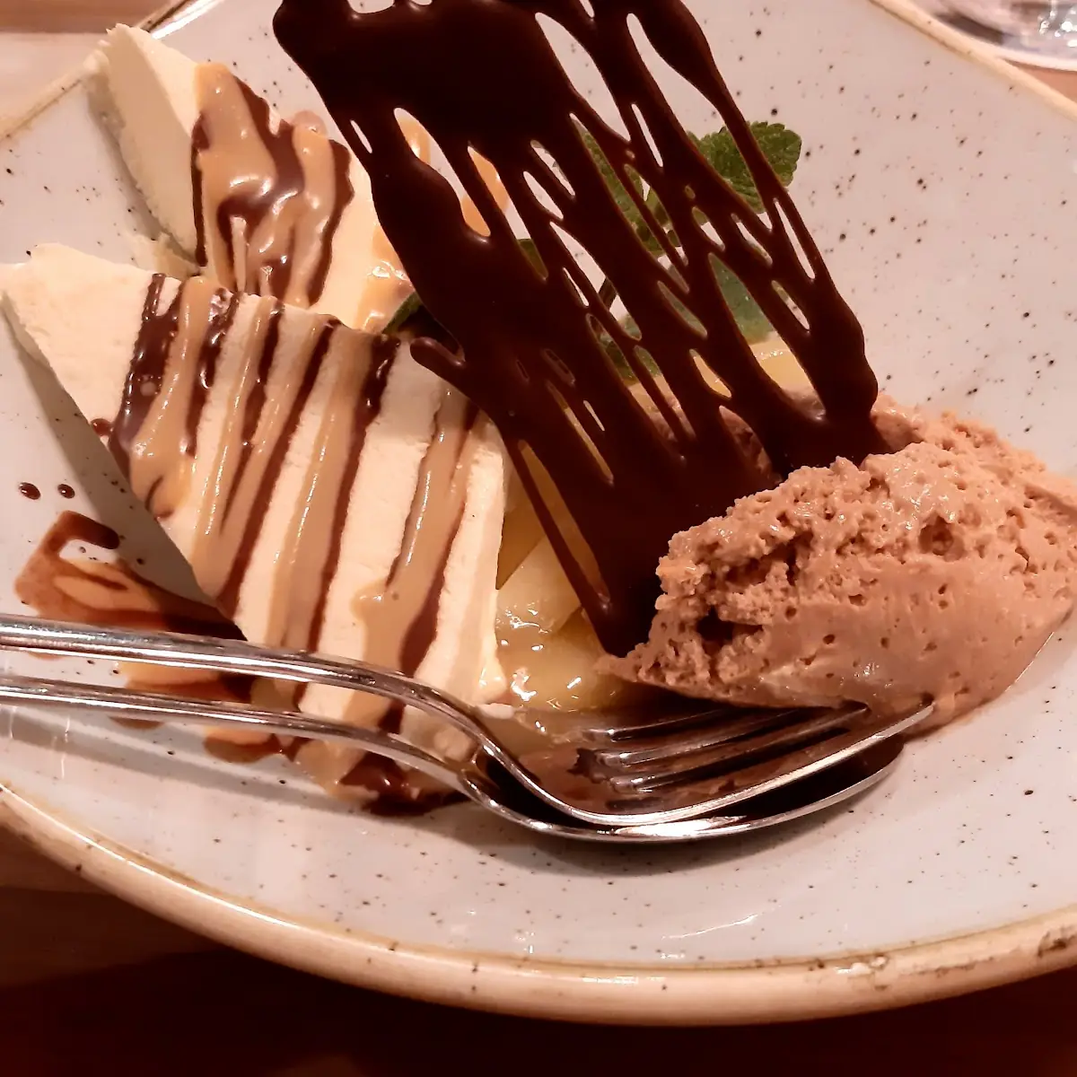 Birnenparfait Mit Nougatmousse