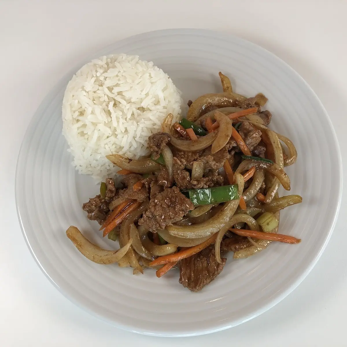Zwiebel Beef