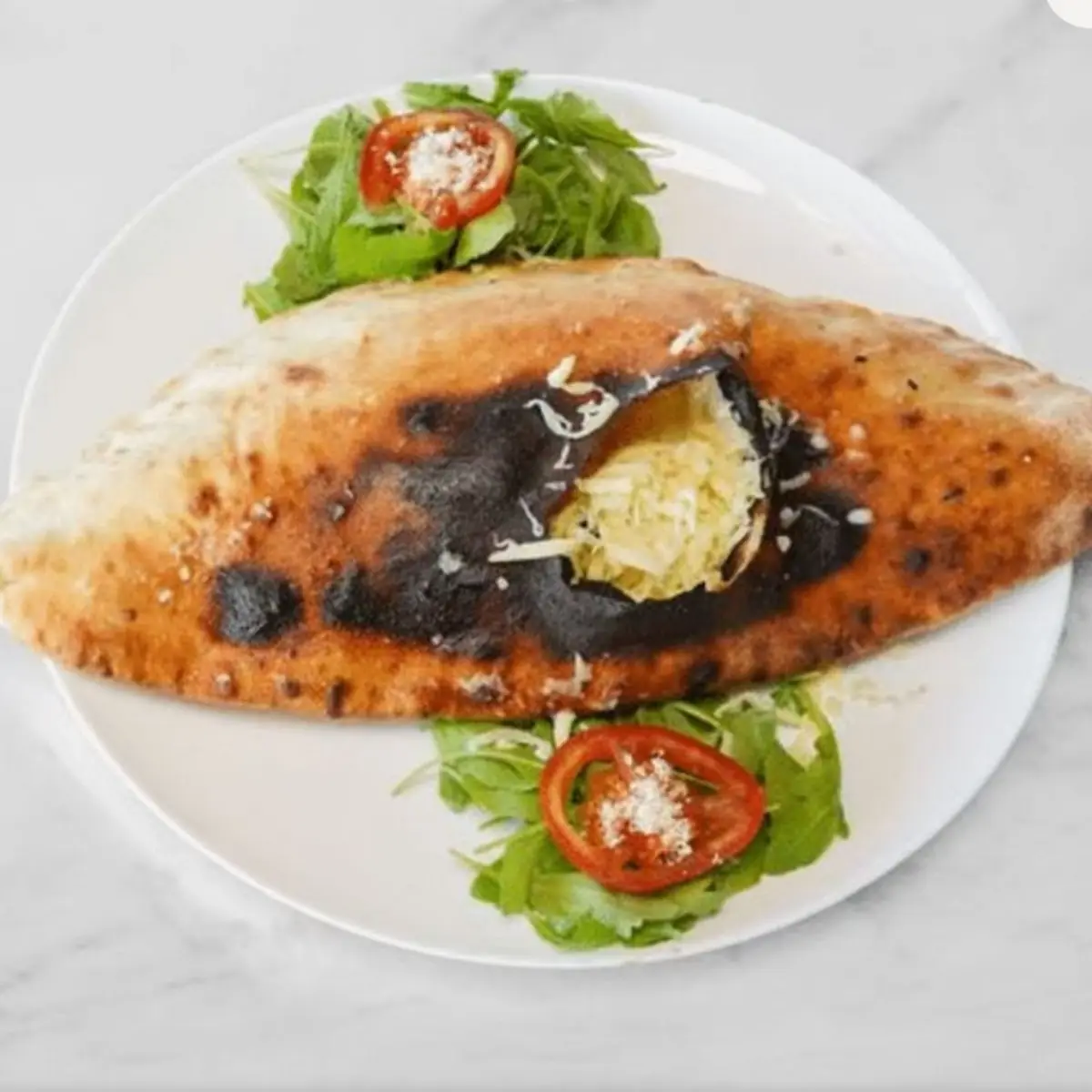 Calzone Geklappt