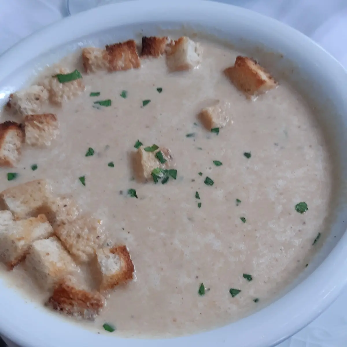 Eierschwammerlsuppe