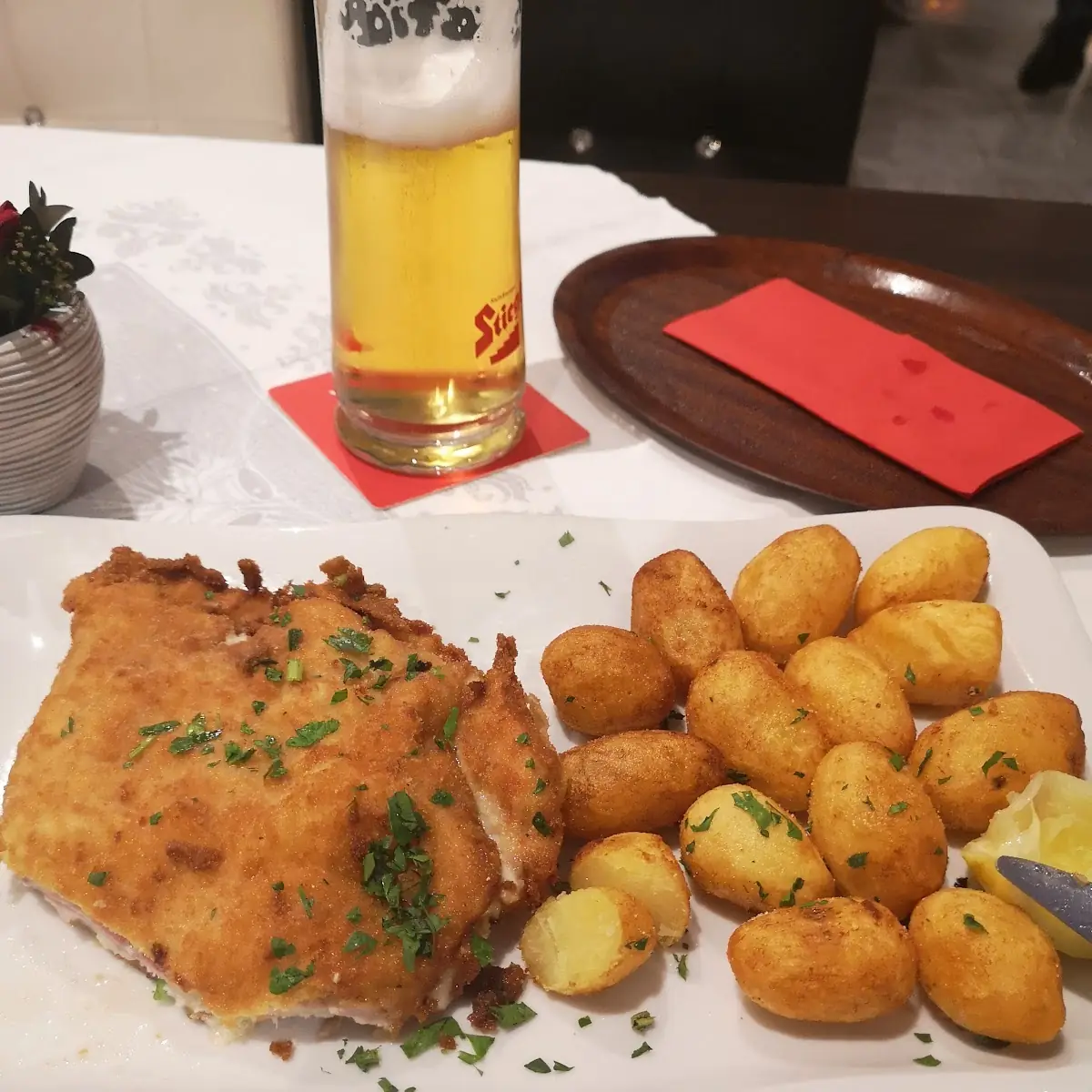 Gordon Mit Bratkartoffeln