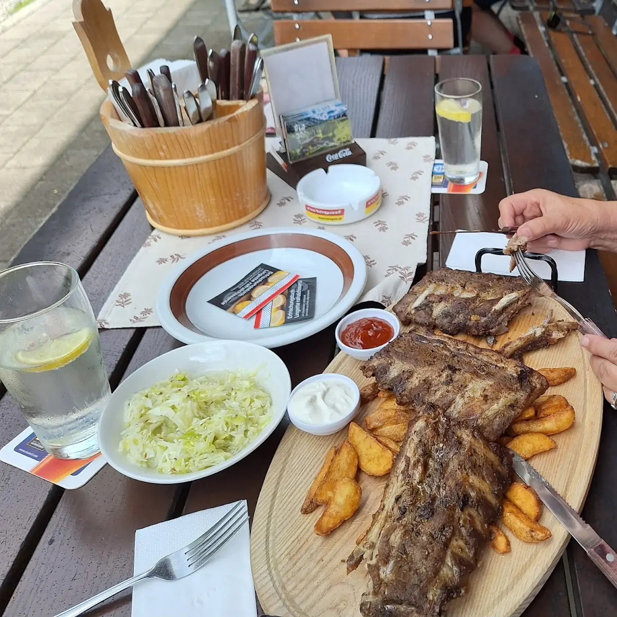Schweinsripperl