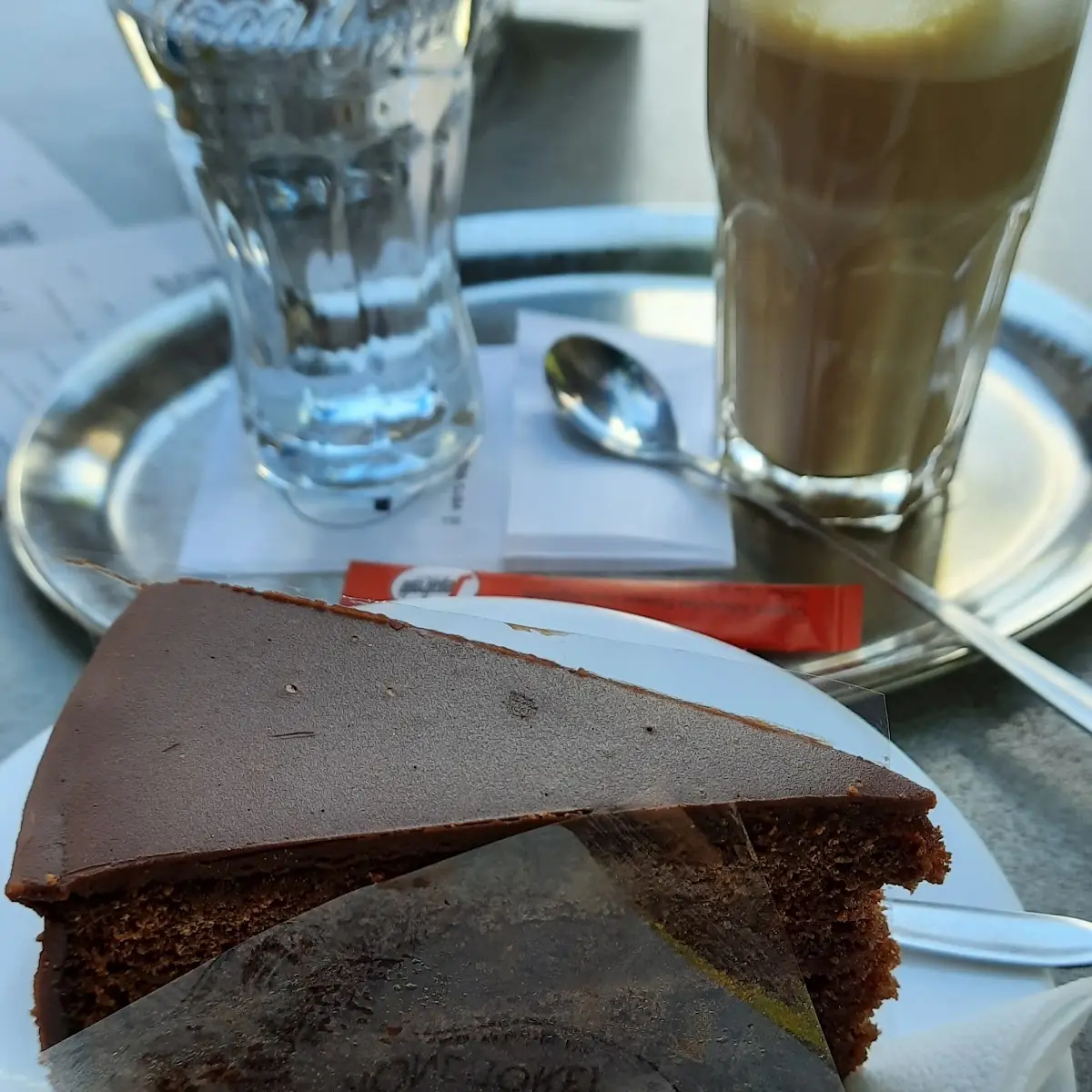 Sacher-torte