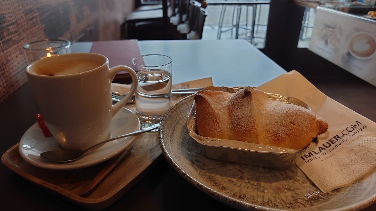 Big Cappuccino With Salzburger Nockerl