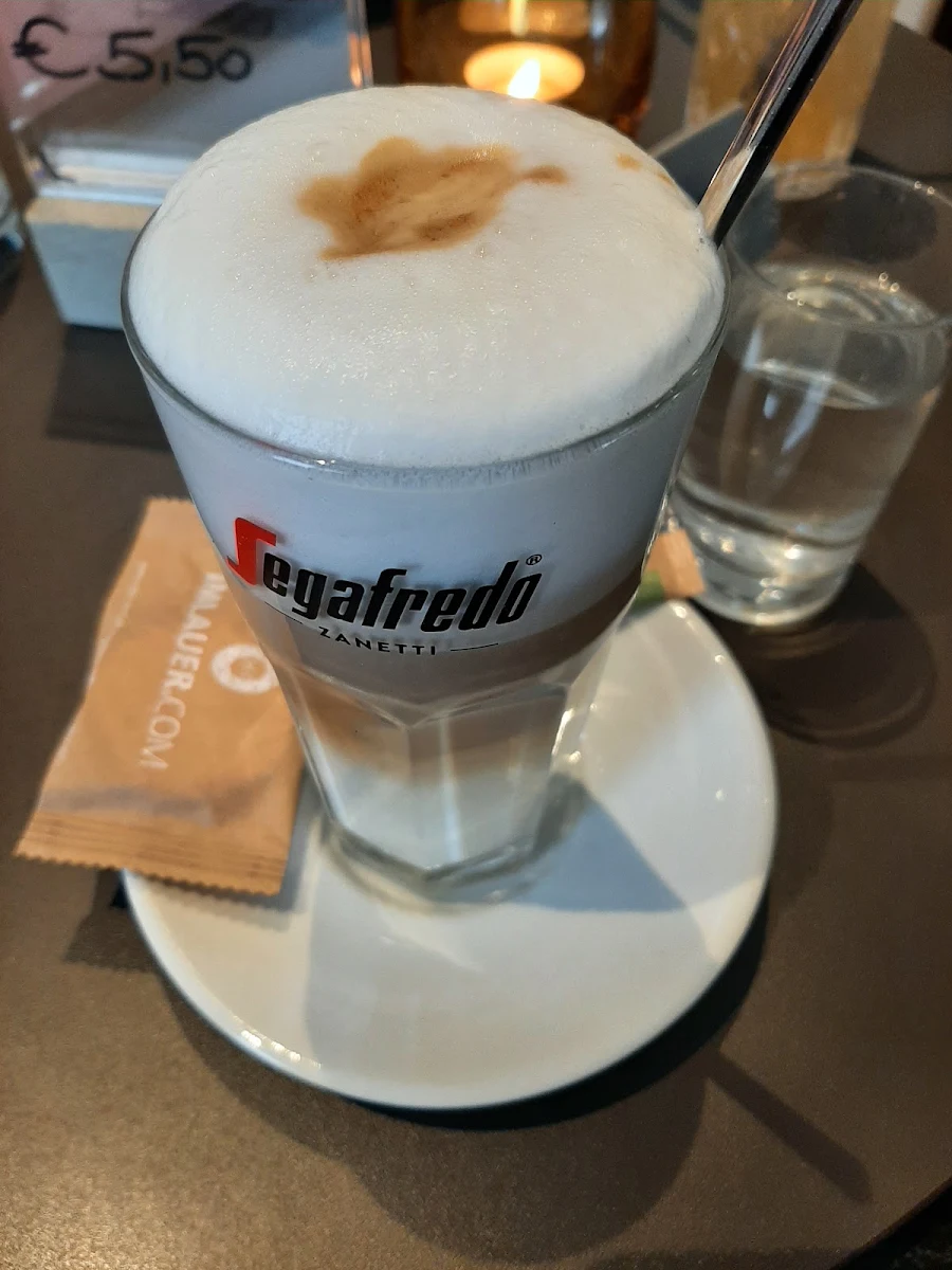 Latte Macchiato