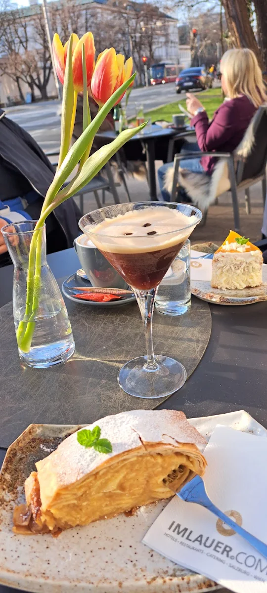 Süßspeisen & Kaffee