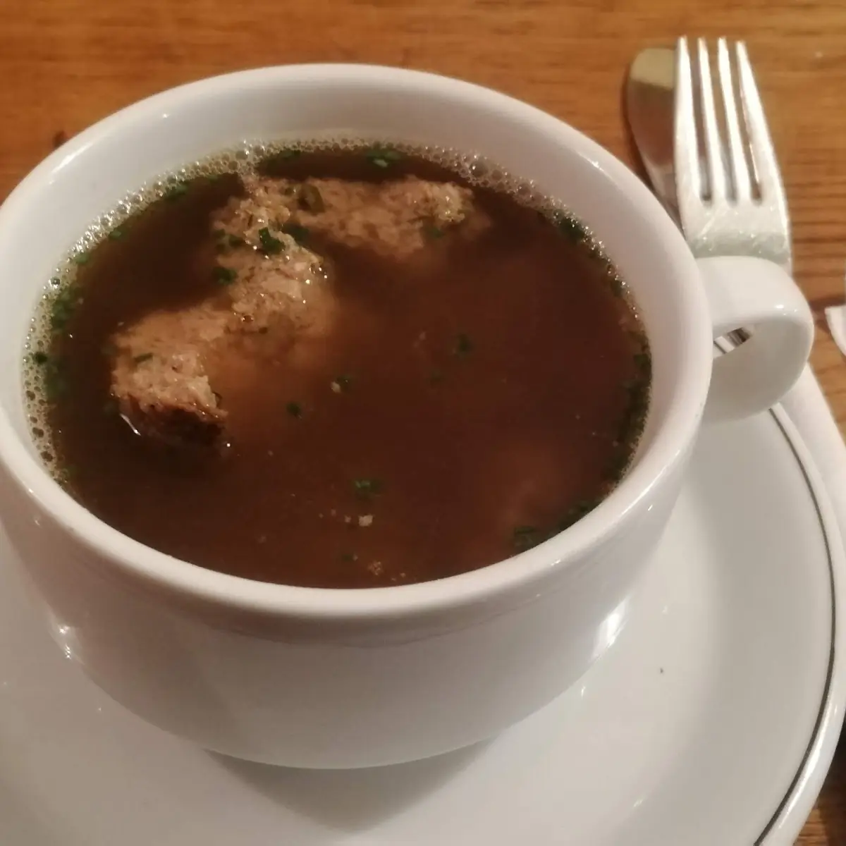 Leberknödelsuppe