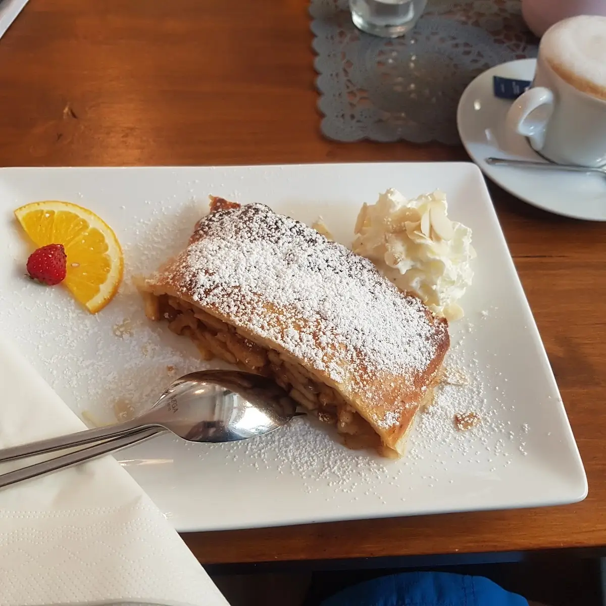 Apfelstrudel