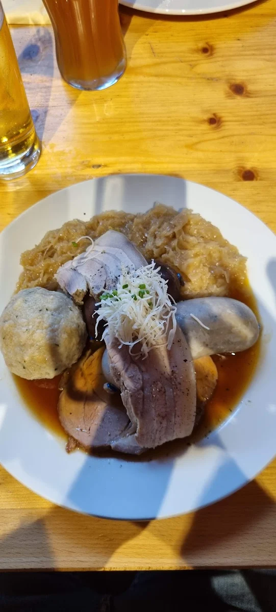 Blut & Leberwurst Sauerkraut