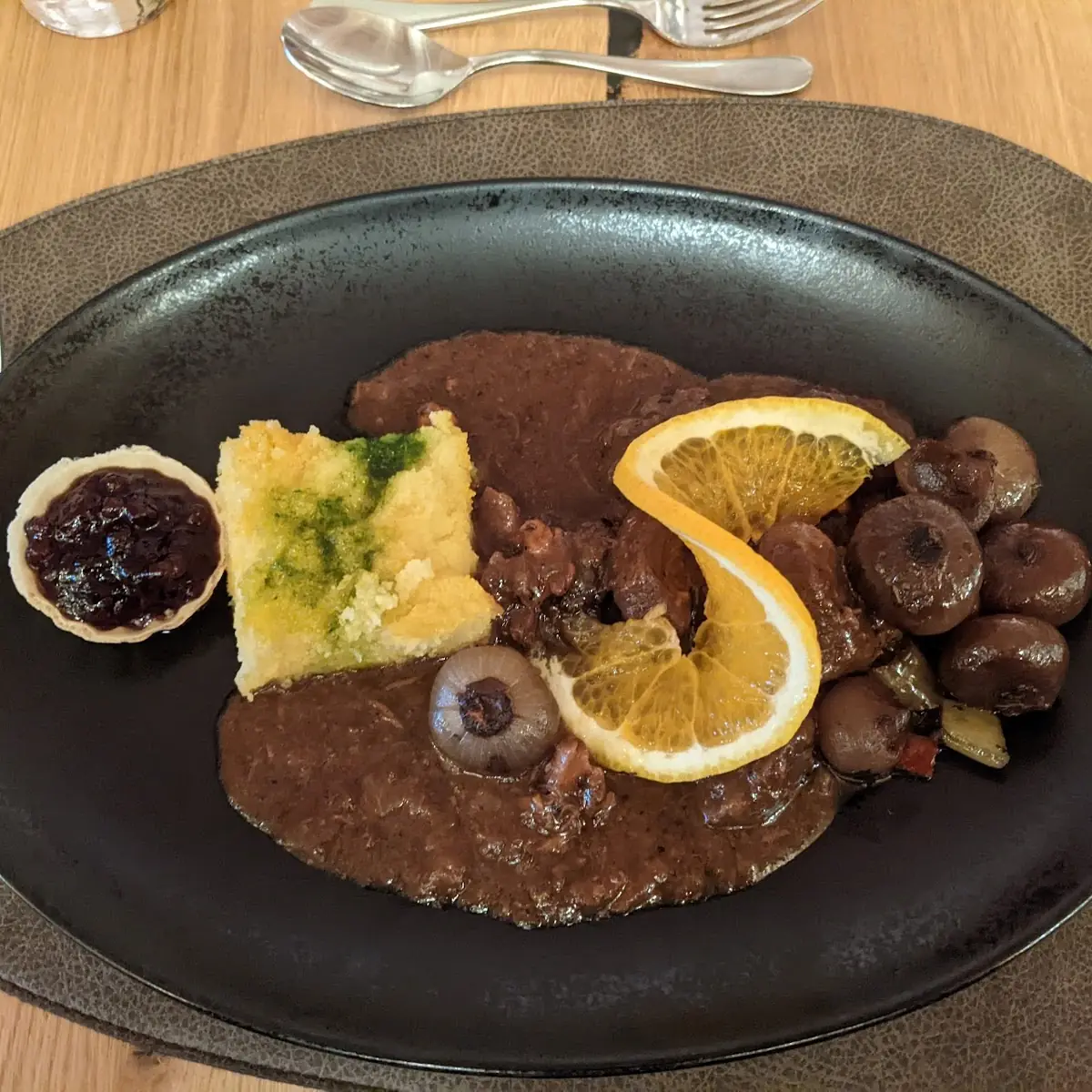 Hirschgulasch Mit Polenta