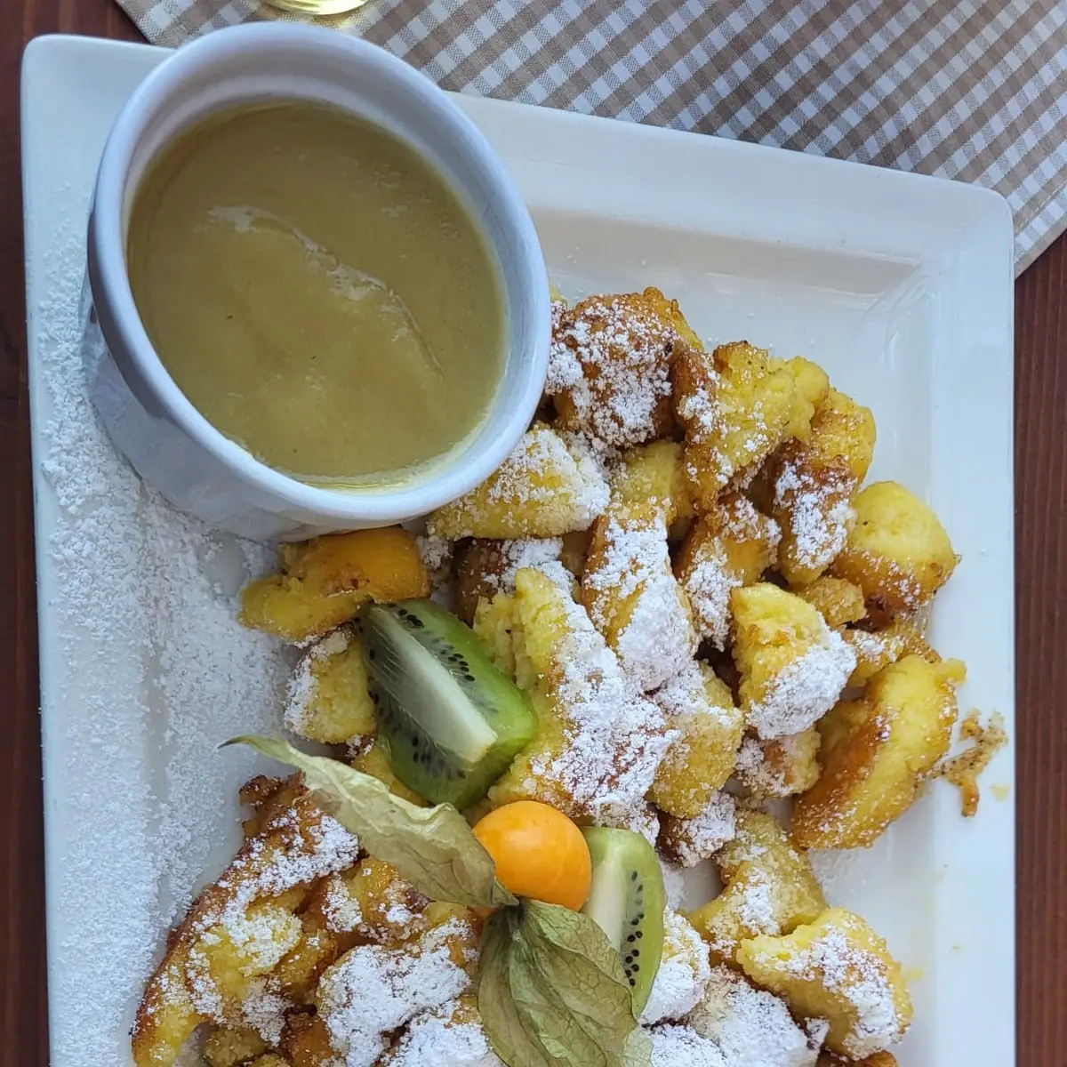 Kaiserschmarrn Mit Apfelmus