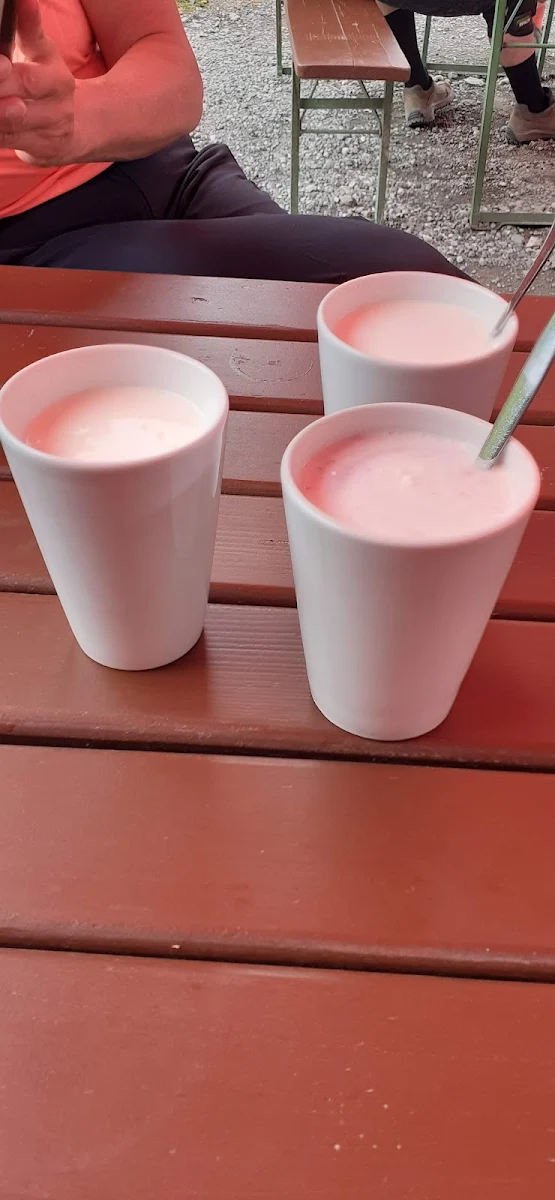Frische Buttermilch Mit Heidelbeeren