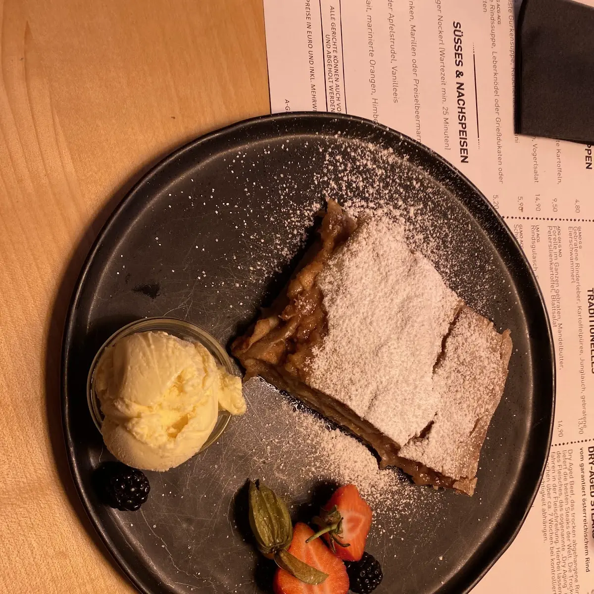 Apfelstrudel