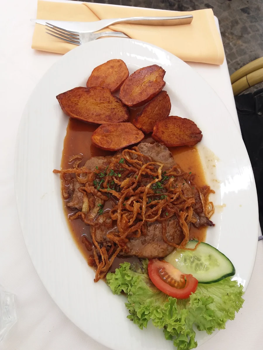 Beef and Onions with Roast Potatoes