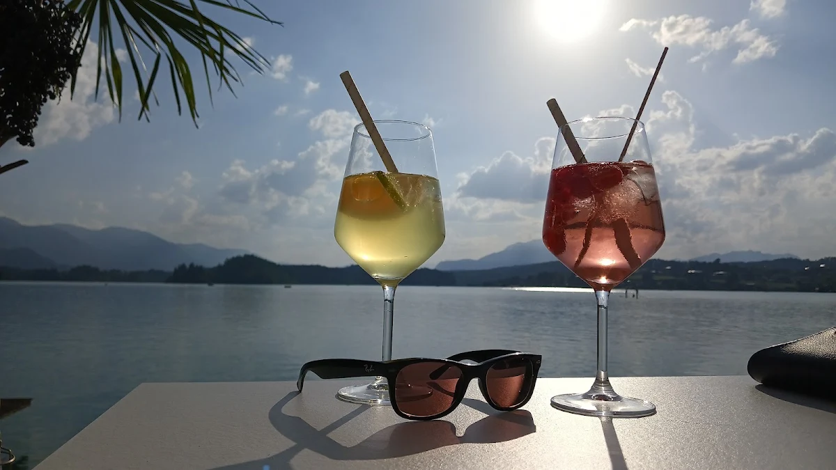 Limoncello Spritz