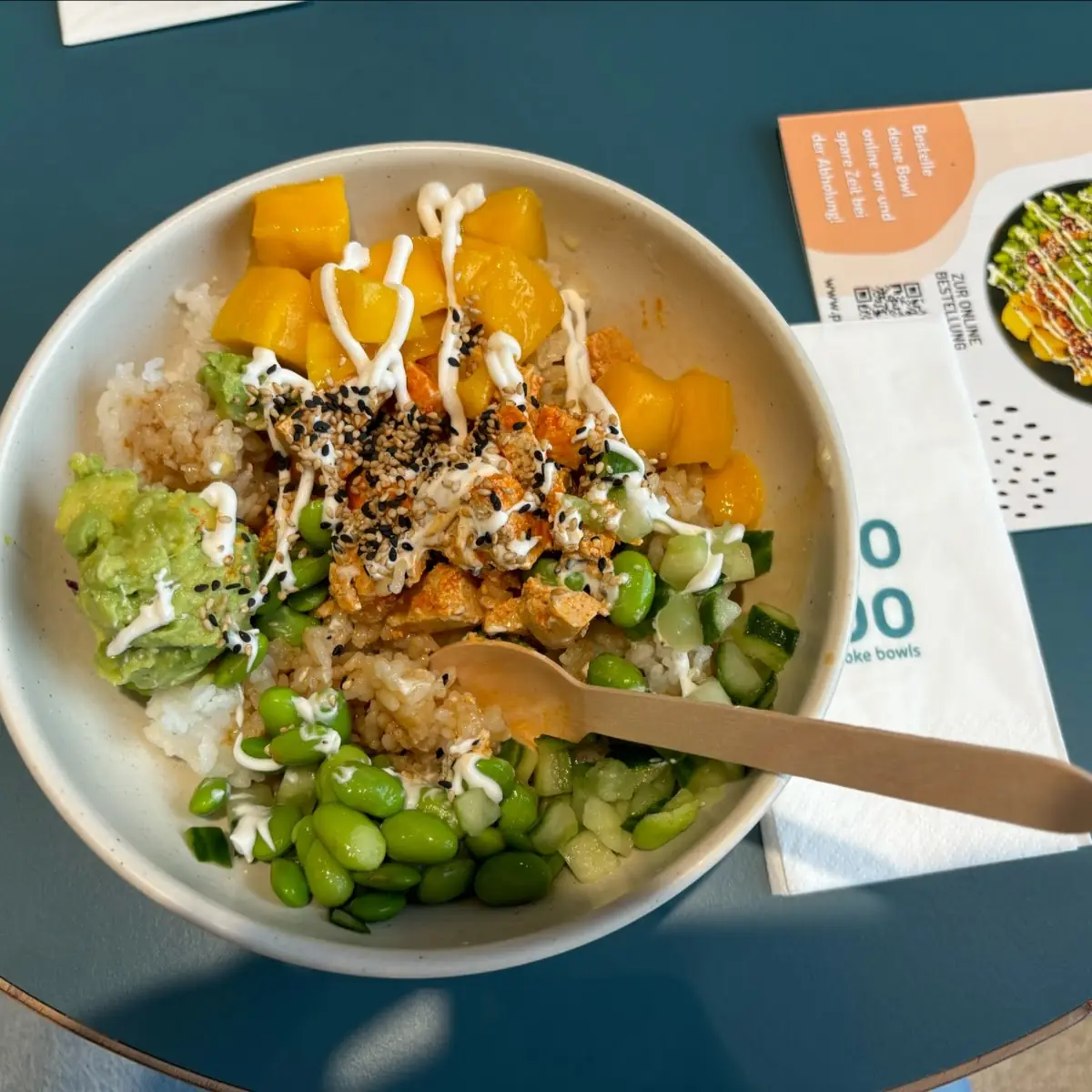 Pobo Salmon Bowl