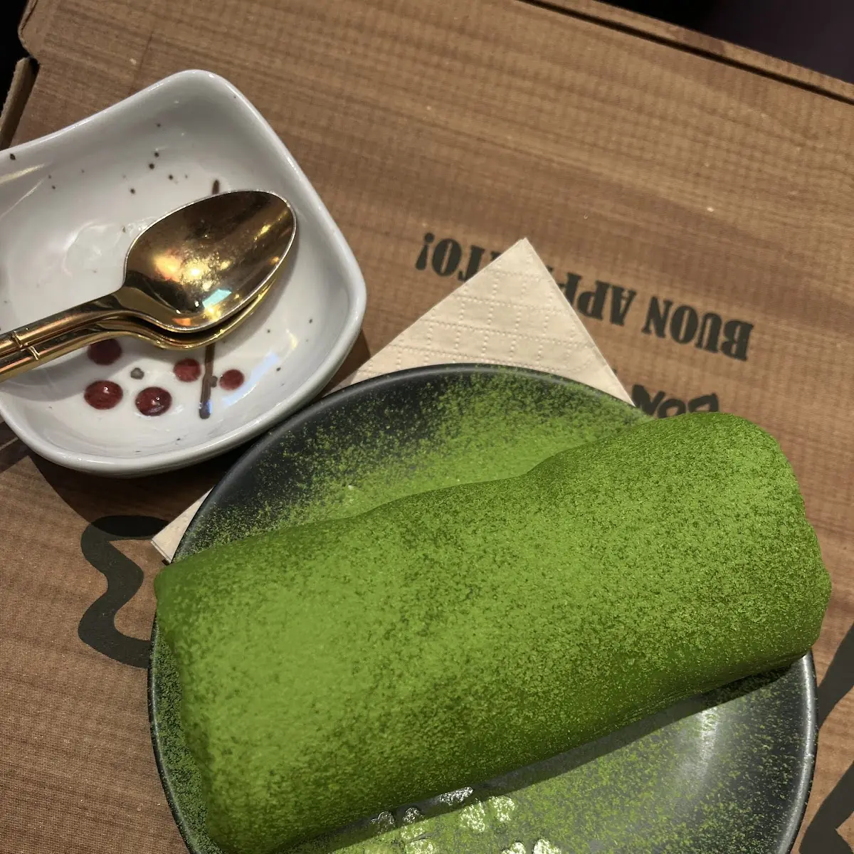 D07 Matcha Crêpe Roll