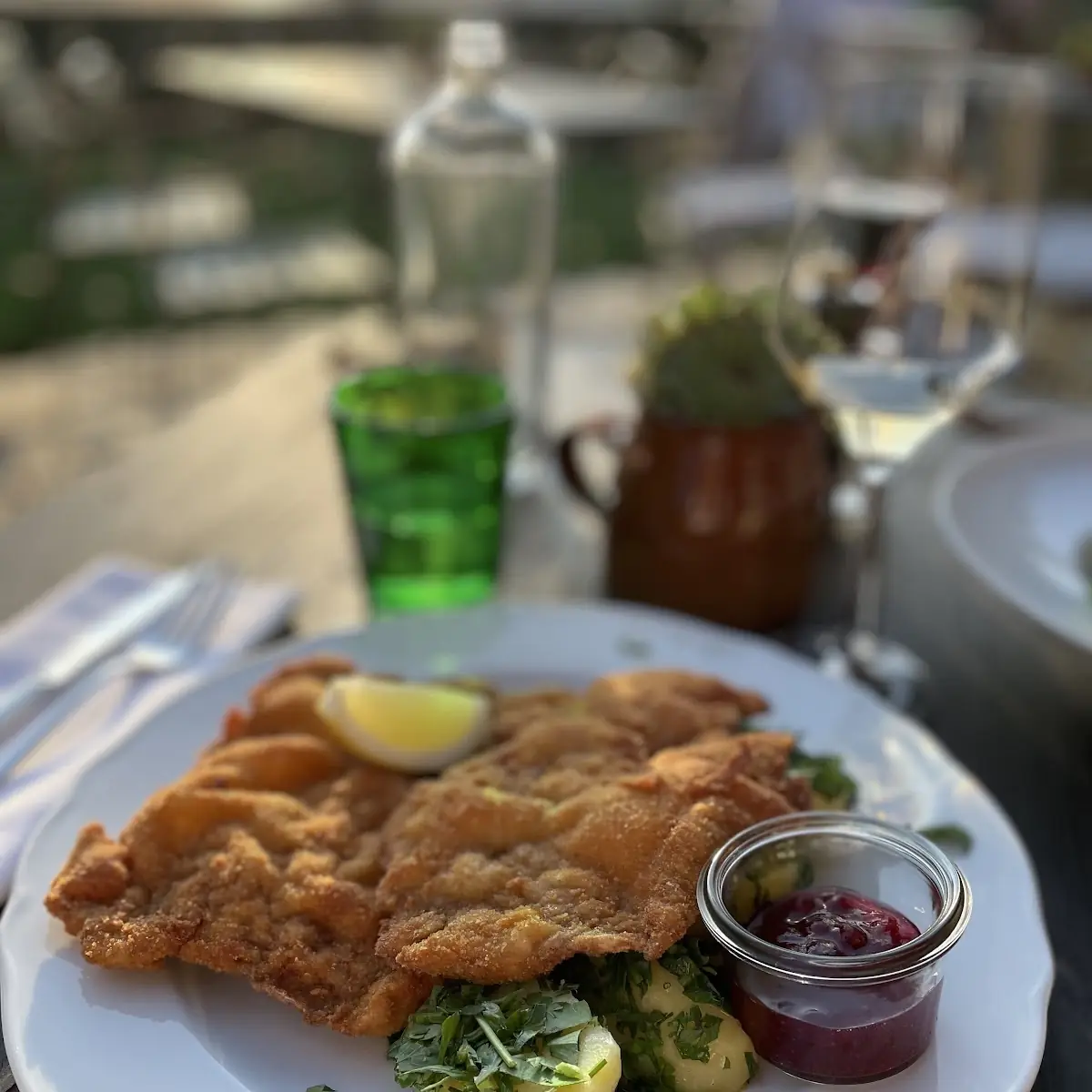 Wiener Schnitzel Mit Pommes