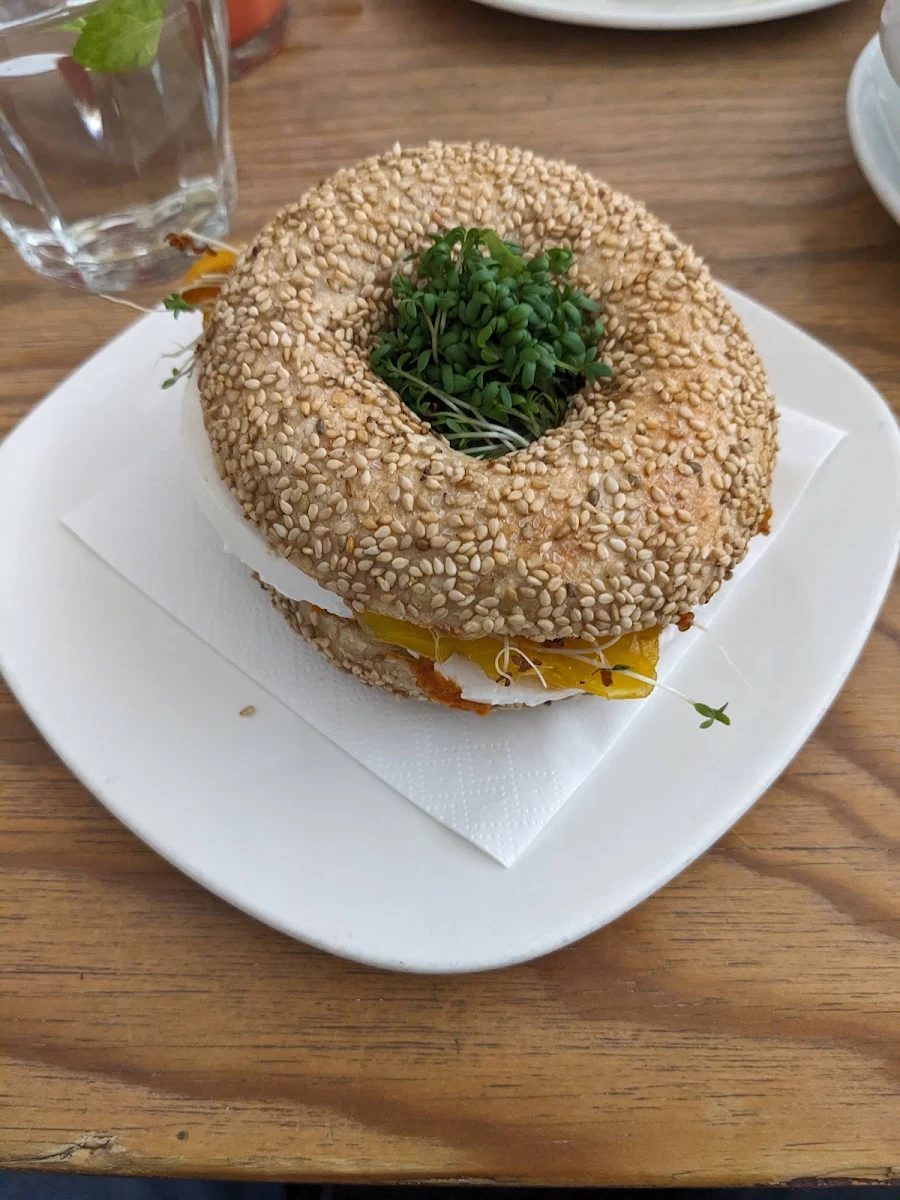 Ziegenkäse Beagle
