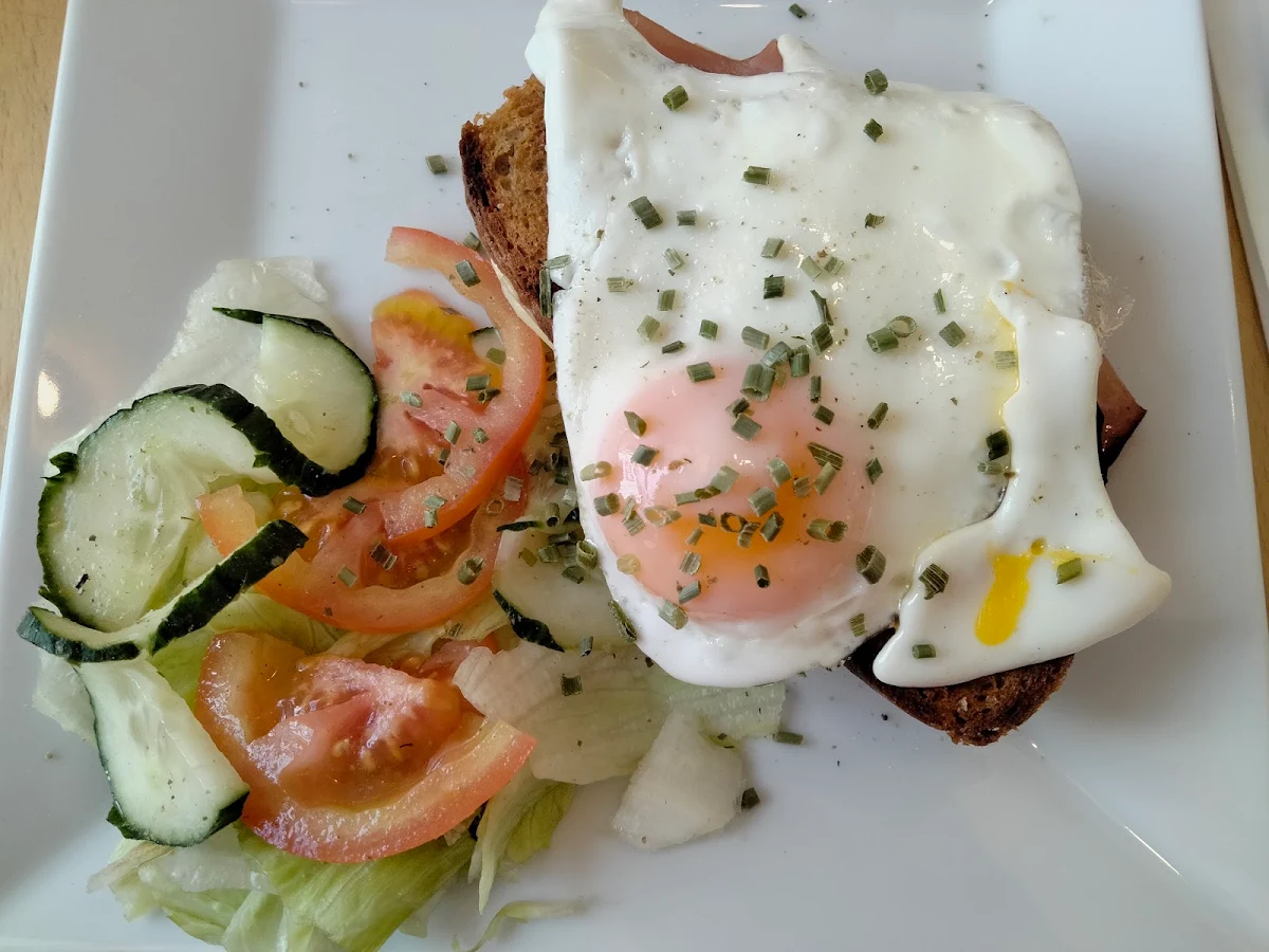 Haustoast Schwarzbrottoast