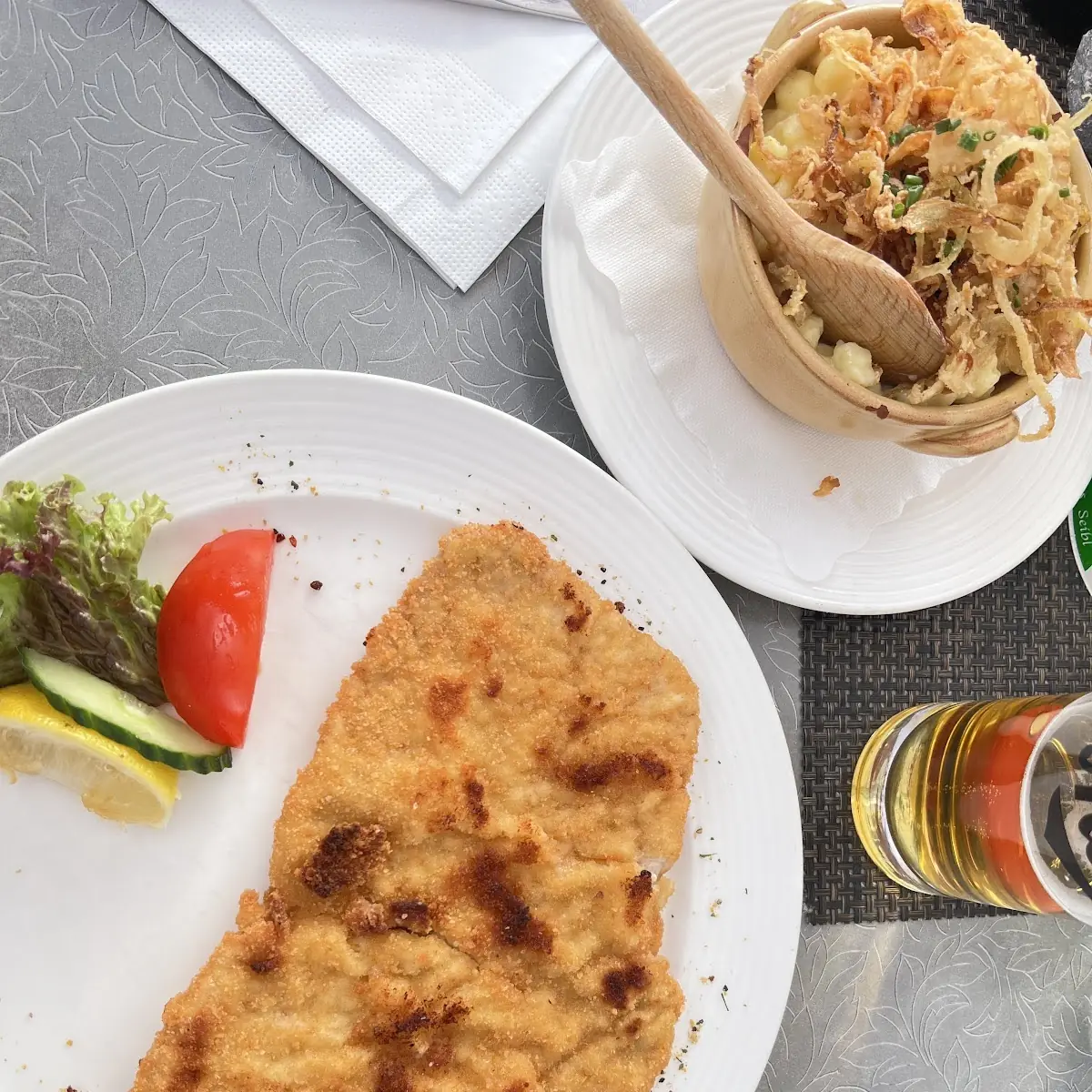 Schnitzel Cordon Bleu Mit Salat