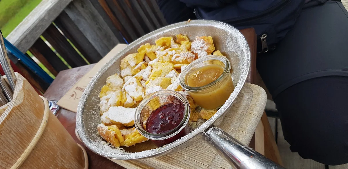 Kaiserschmarren Mit Apfelmus