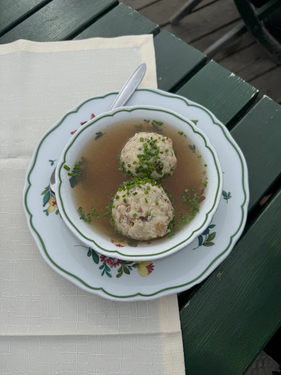 Käseknödelsuppe