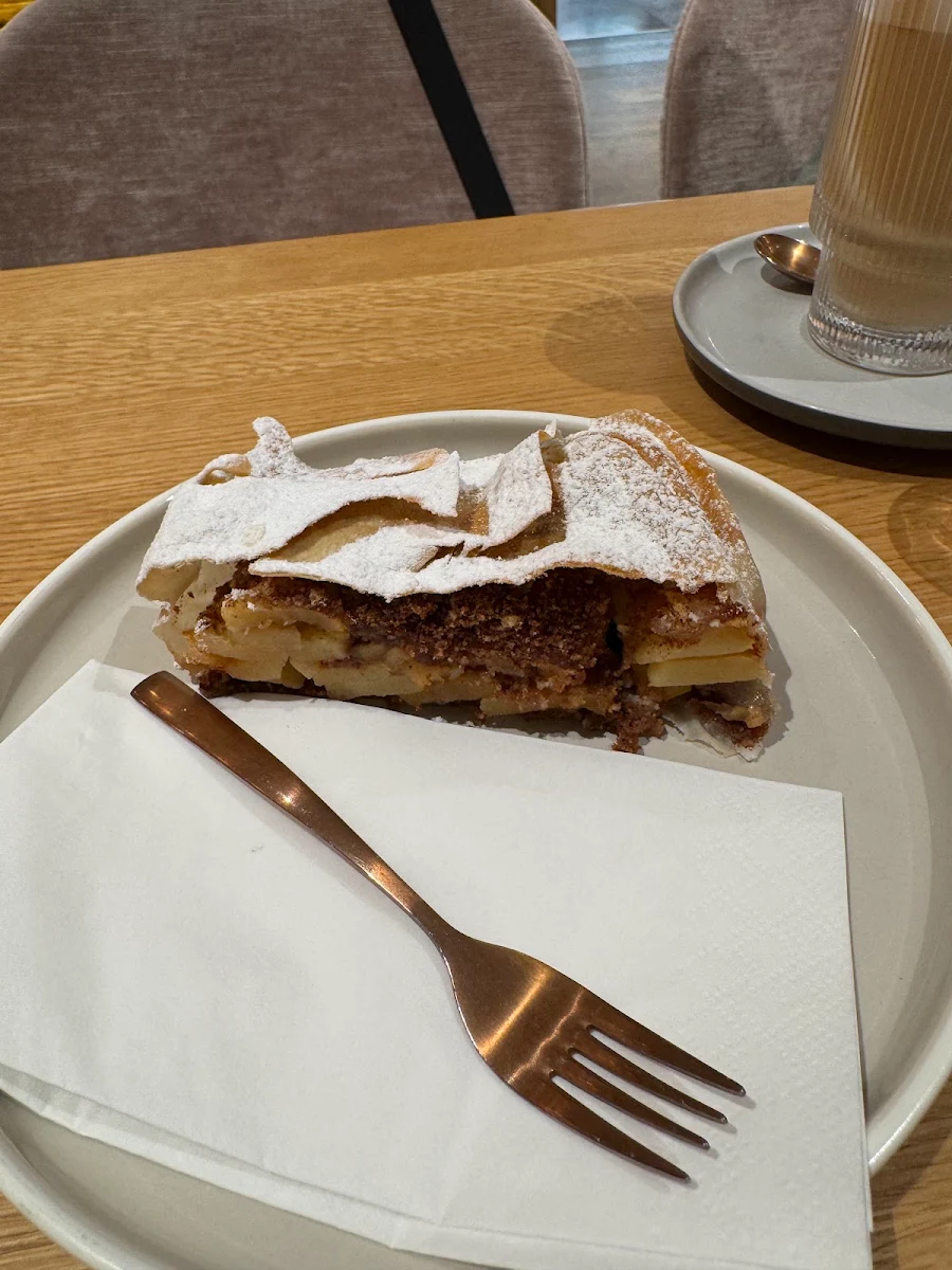 Apfelstrudel