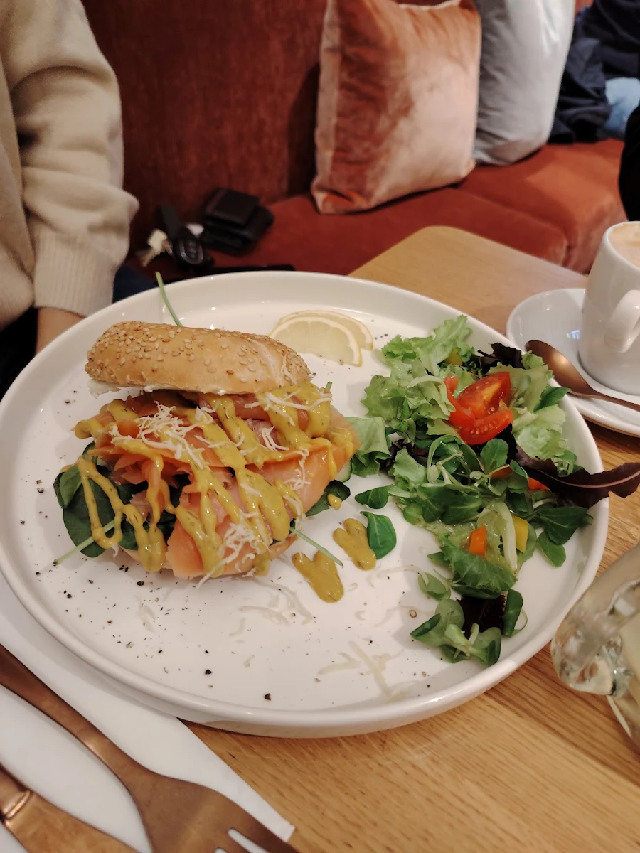 Lachs Bagel