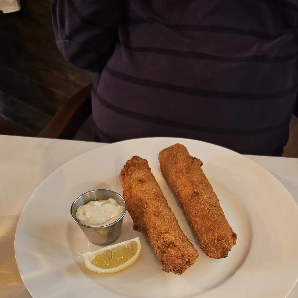 Überbackene Palatschinken Mit Käse Und Schinken
